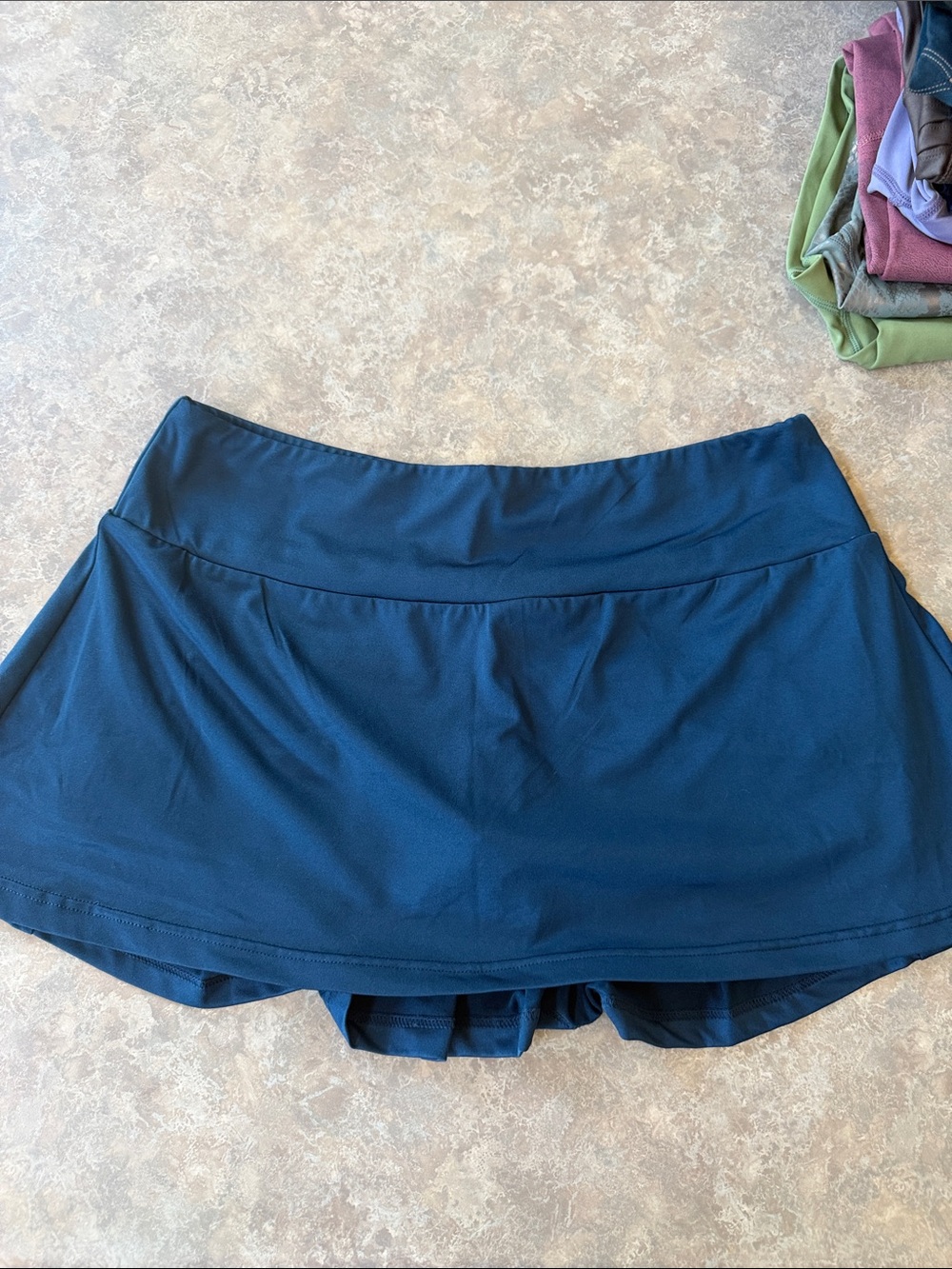 Navy Athletic Skort - Like New